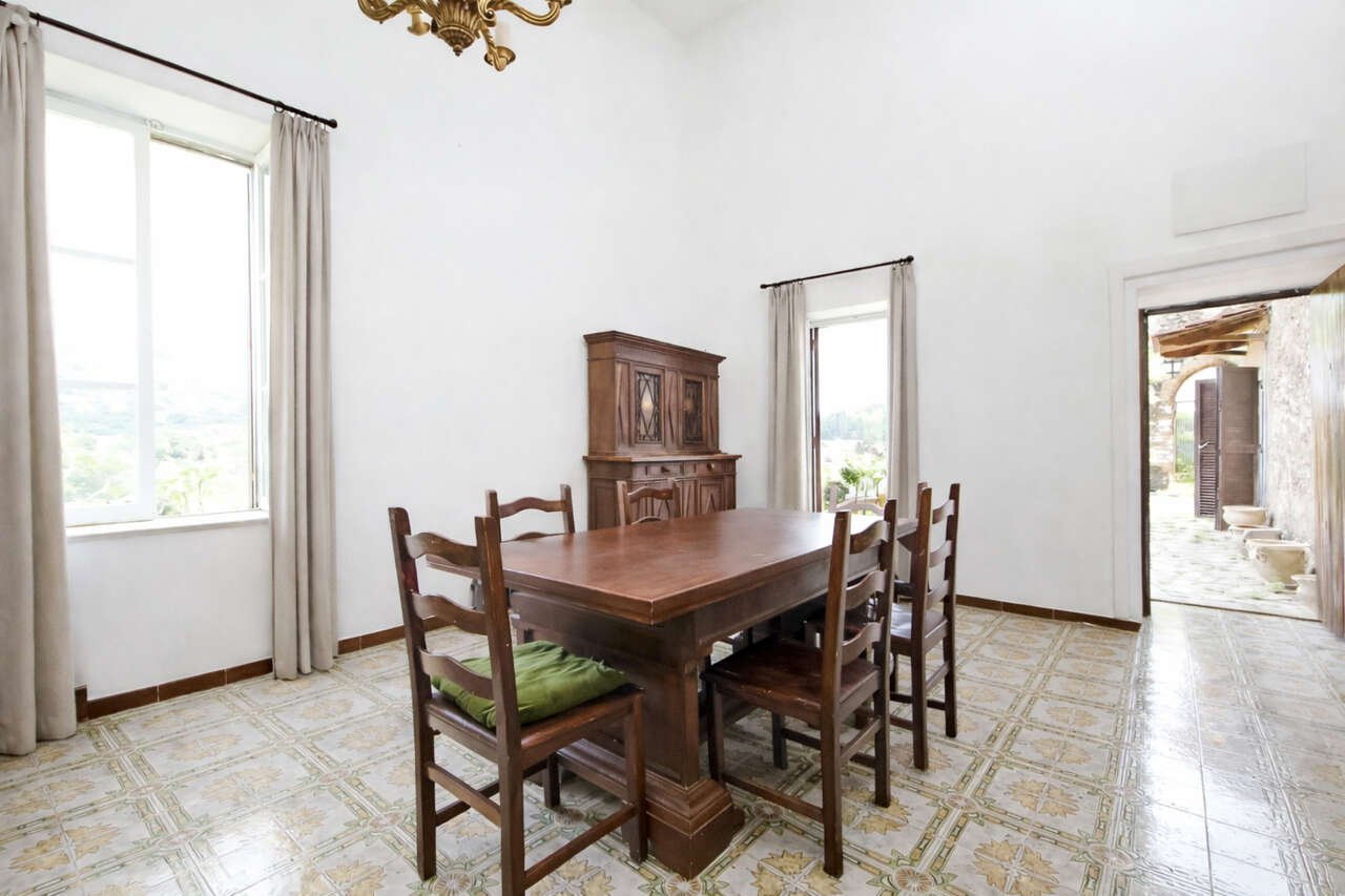 GUIDONIA MONTECELIO, STORICA RESIDENZA PANORAMICA