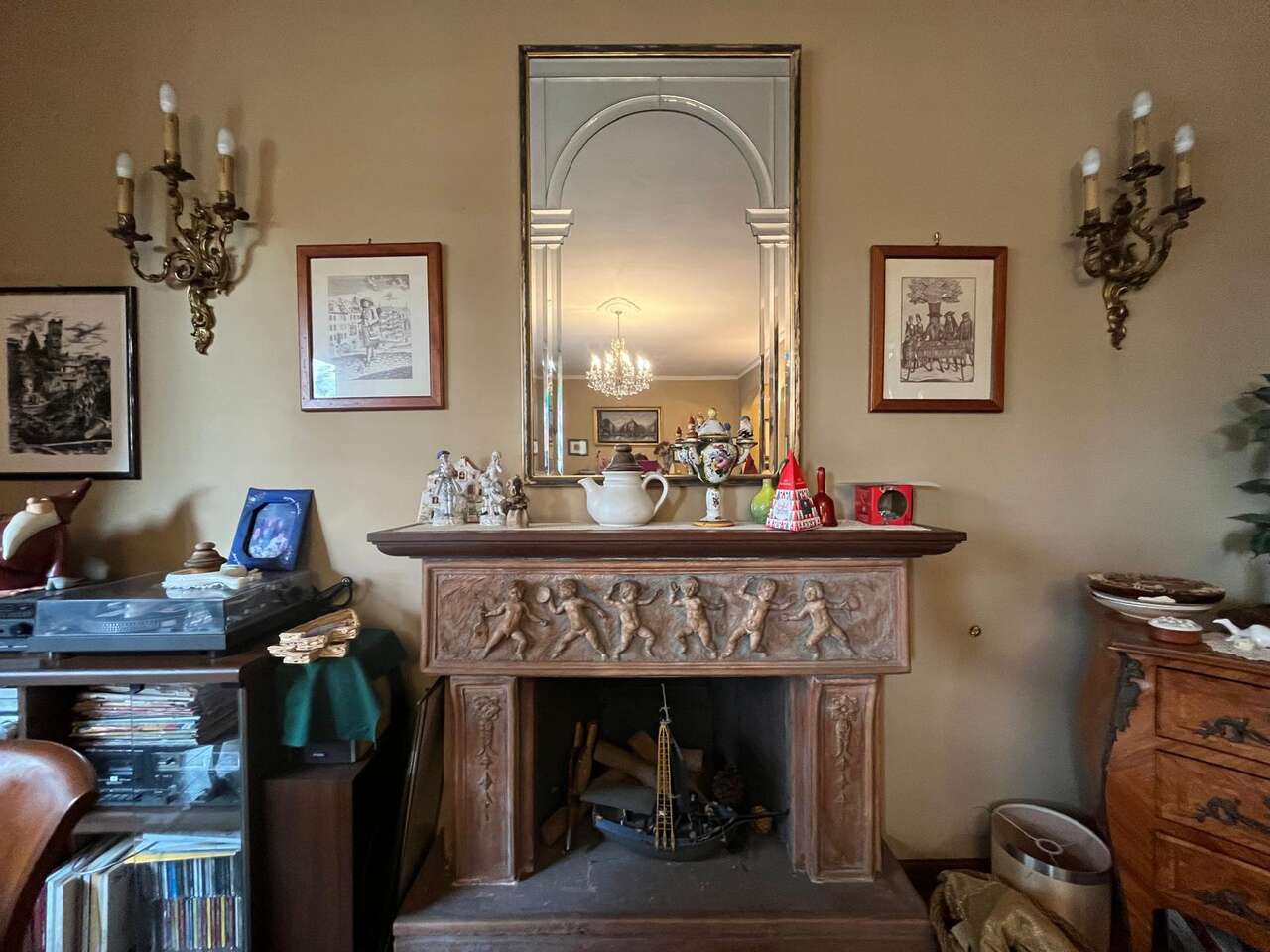 CHARMING THREE ROOM APARTMENT