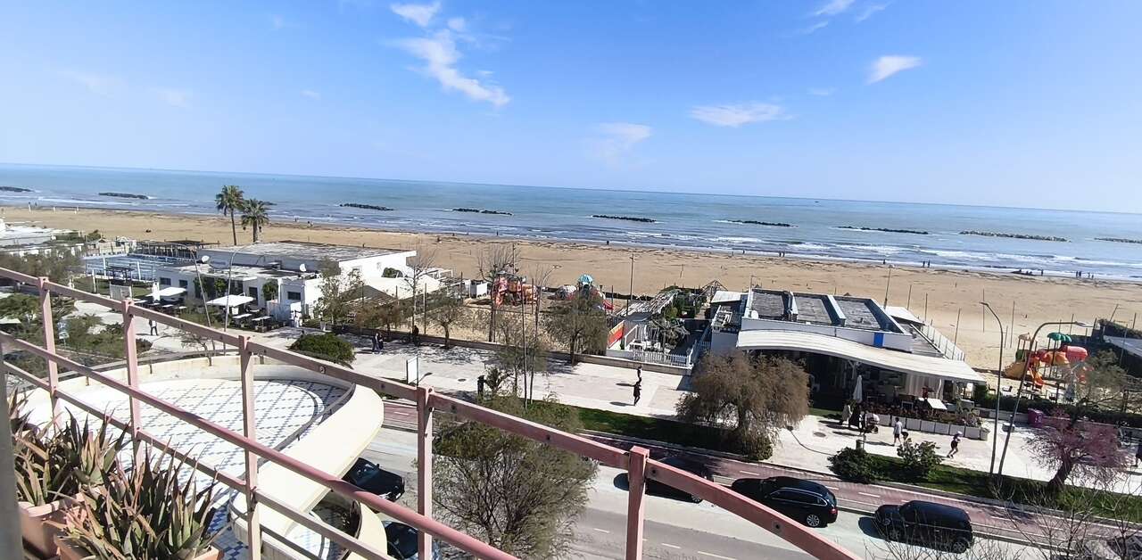 PESCARA,SALE OF ENTIRE SEAFRONT BUILDING
