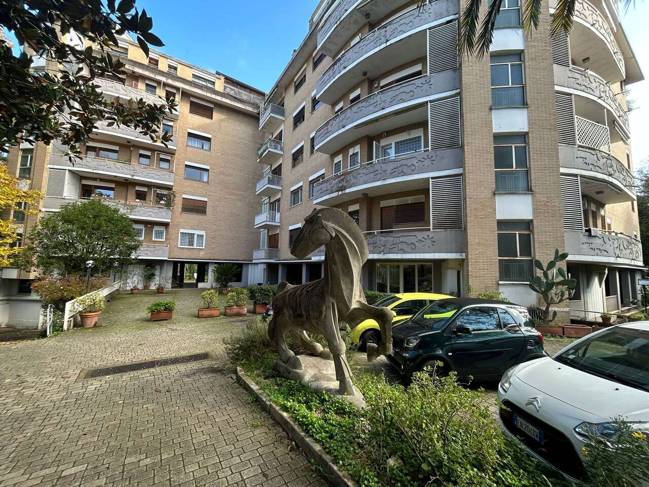 ACQUA TRAVERSA AMPIA METRATURA