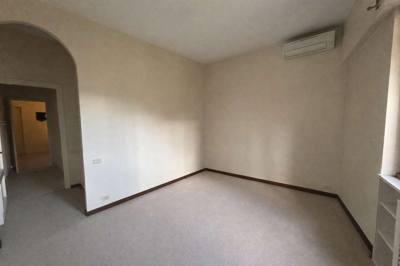 ACQUA TRAVERSA AMPIA METRATURA