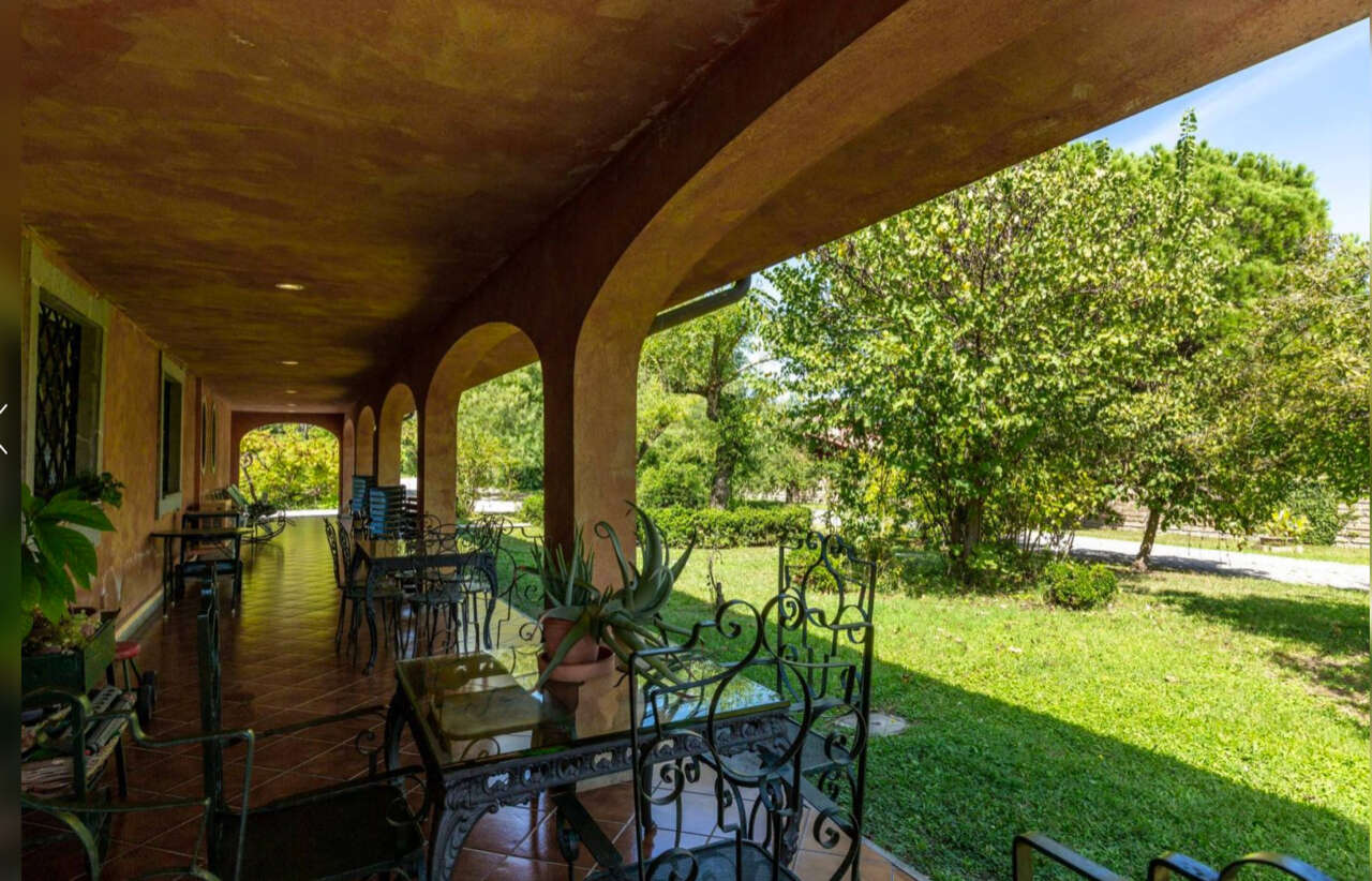 PARCO DI VEIO ESCLUSIVA VILLA IN VENDITA