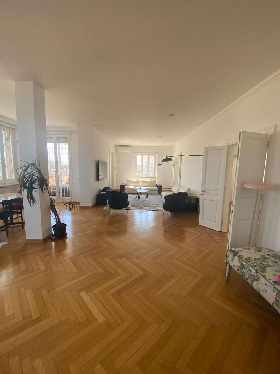 LUSSUOSO ATTICO CON TERRAZZA PANORAMICA