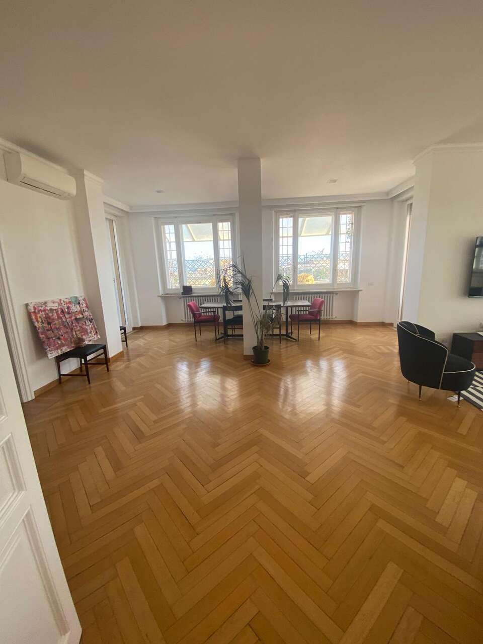 LUSSUOSO ATTICO CON TERRAZZA PANORAMICA