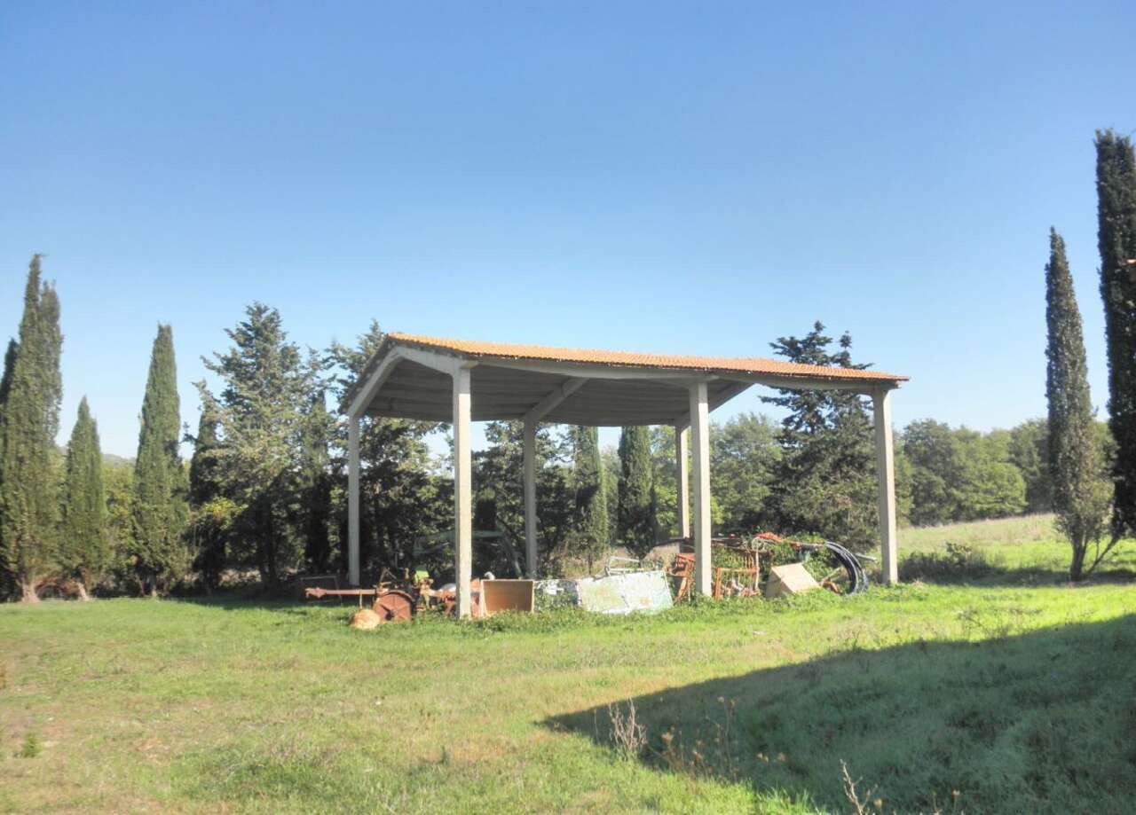 A JEWEL AMONG THE TUSCAN HILLS