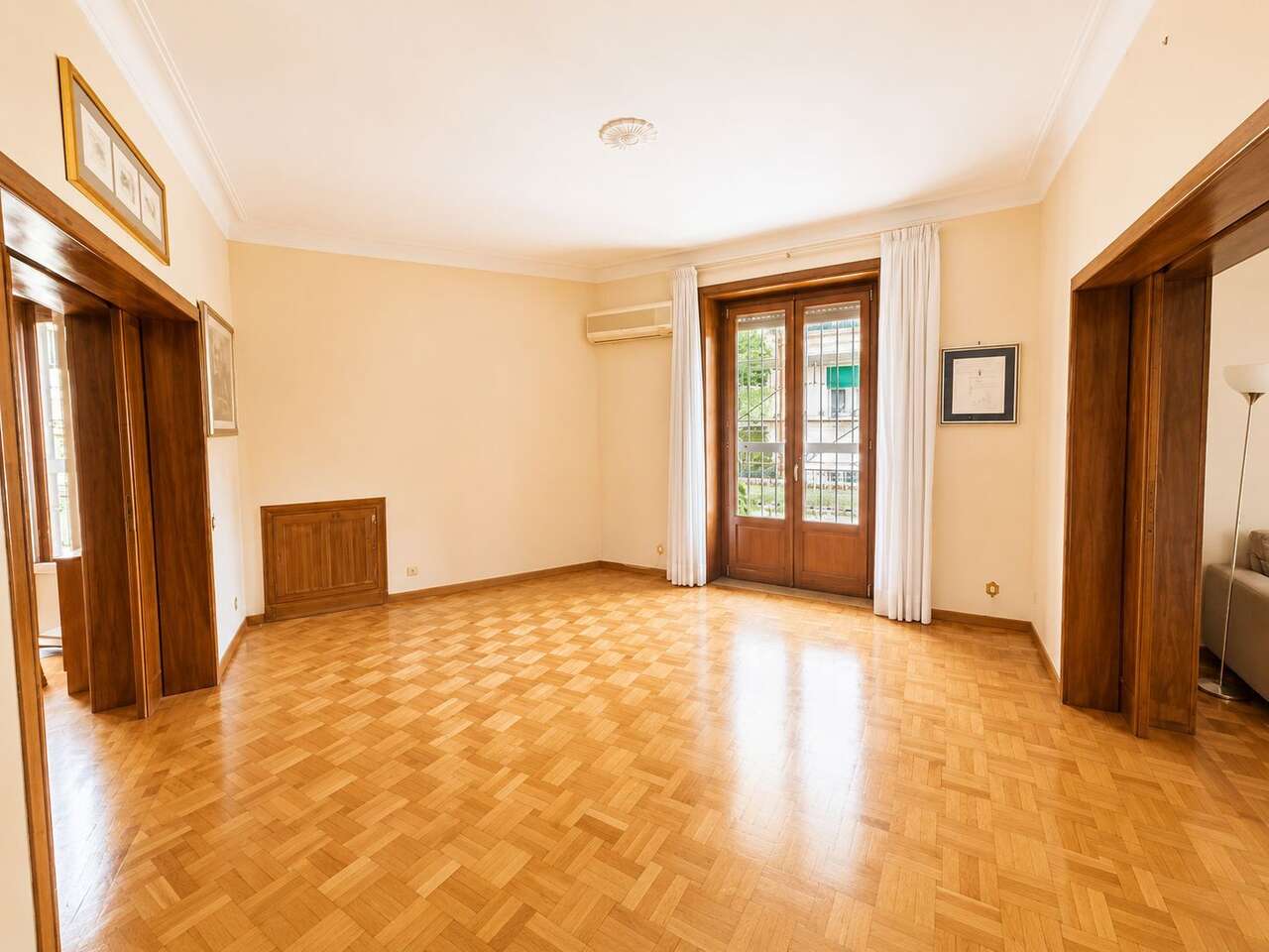 PARIOLI, REPRESENTATIVE APARTMENT PARIOLI, REPRESENTATIVE APARTMENT