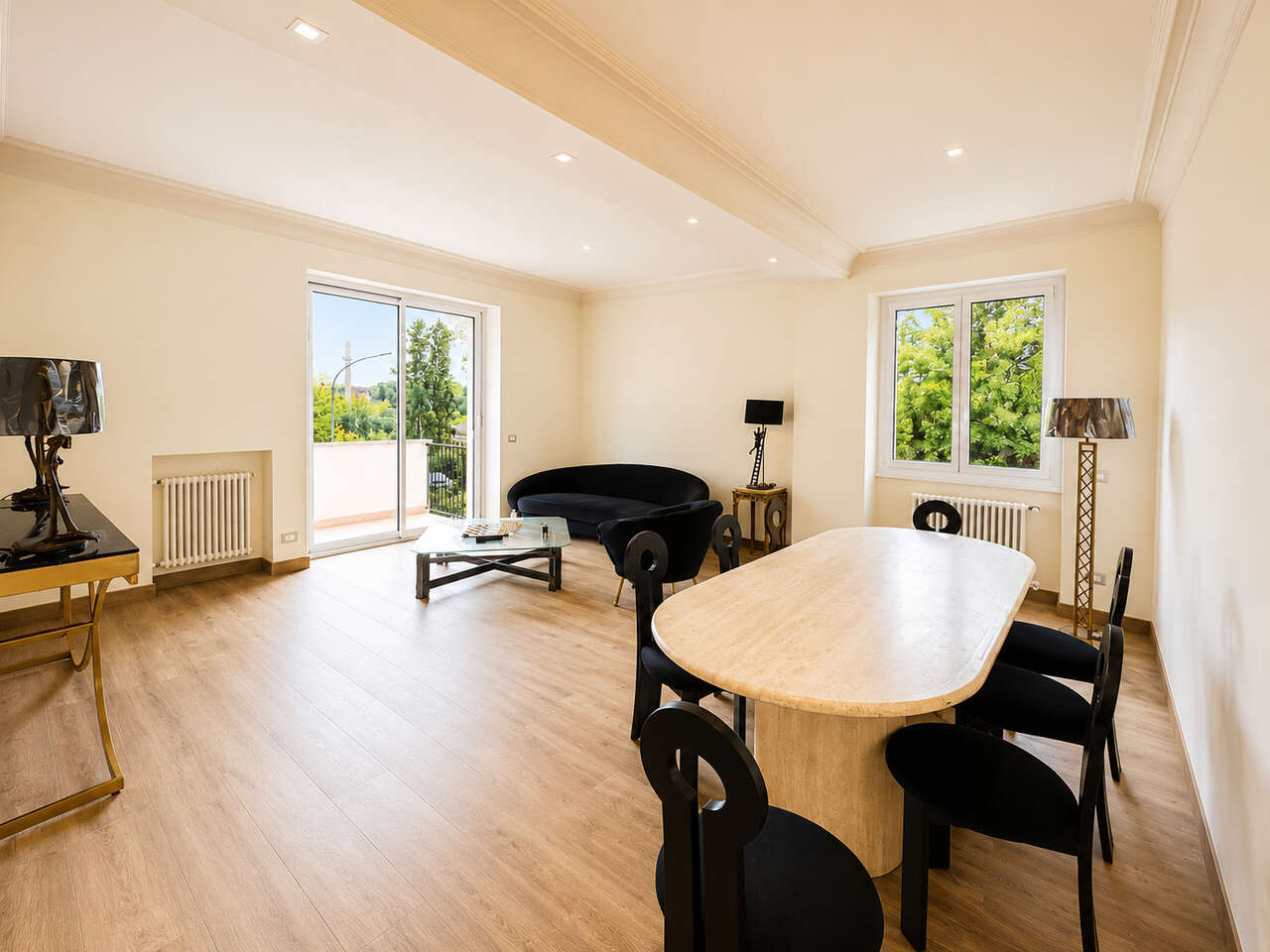 FLEMING, ELEGANT APARTMENT