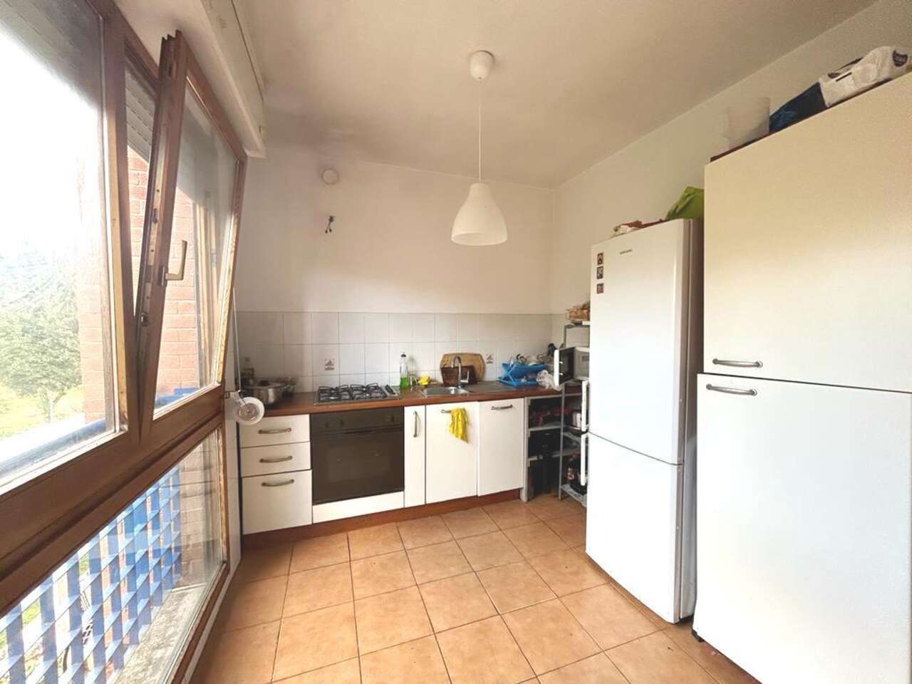 LA STORTA, FOUR-ROOM APARTMENT ON THREE LEVELS LA STORTA, FOUR-ROOM APARTMENT ON THREE LEVELS