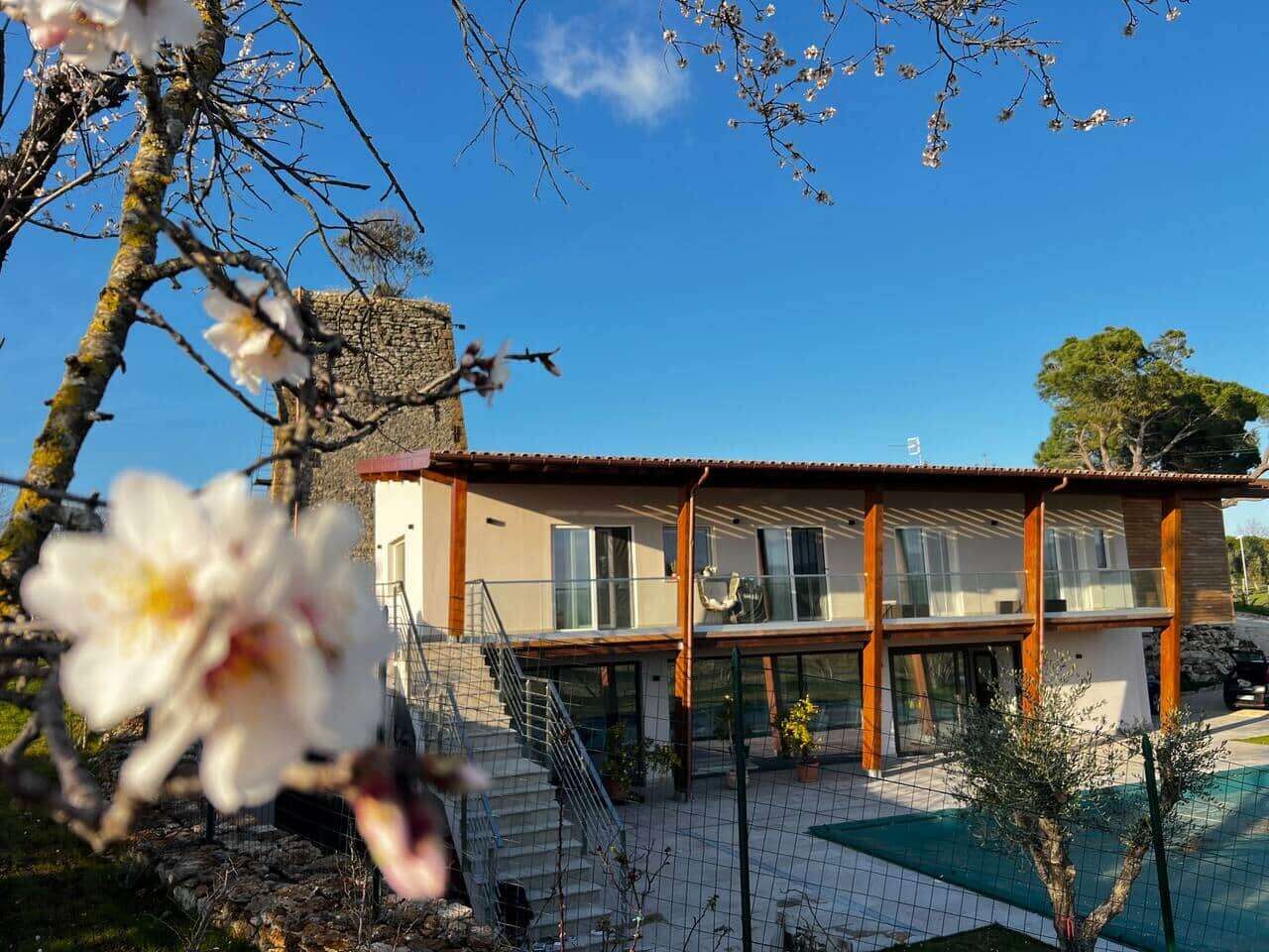 GUESTHOUSE IMMERSA NEL VERDE CON PISCINA