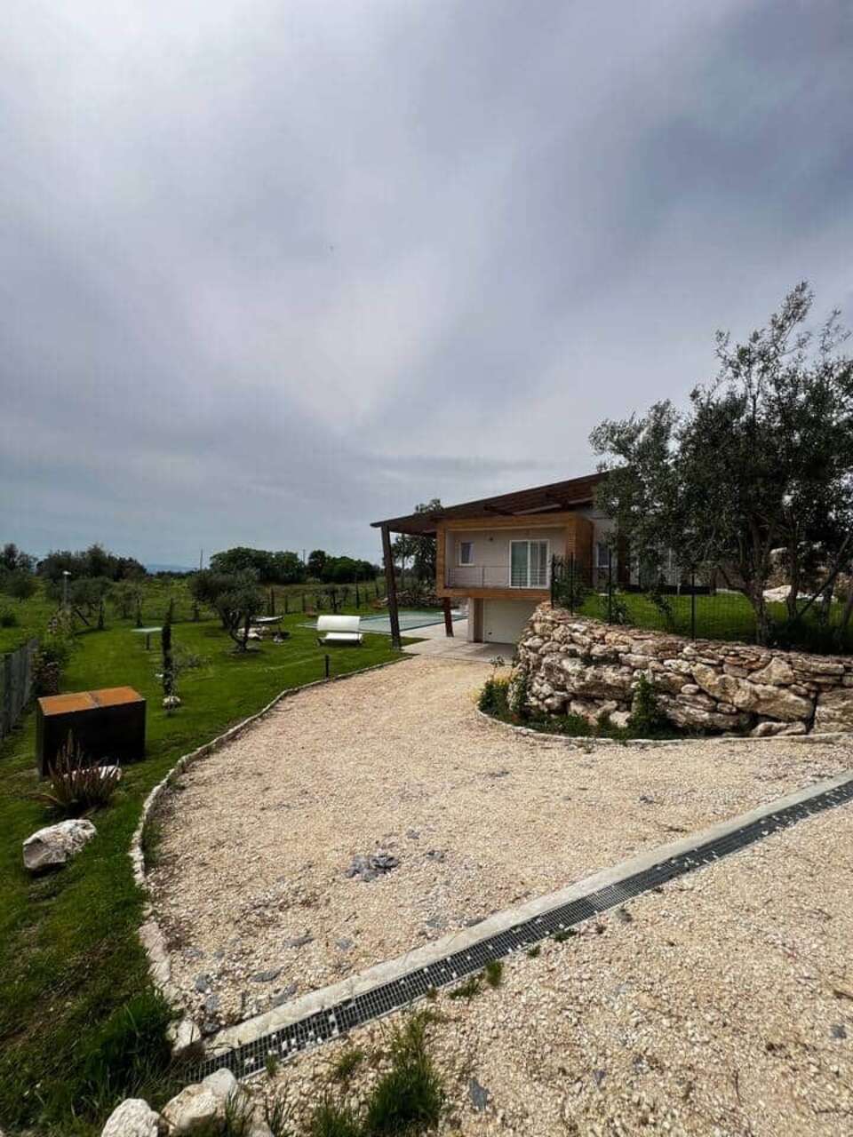 GUESTHOUSE IMMERSA NEL VERDE CON PISCINA