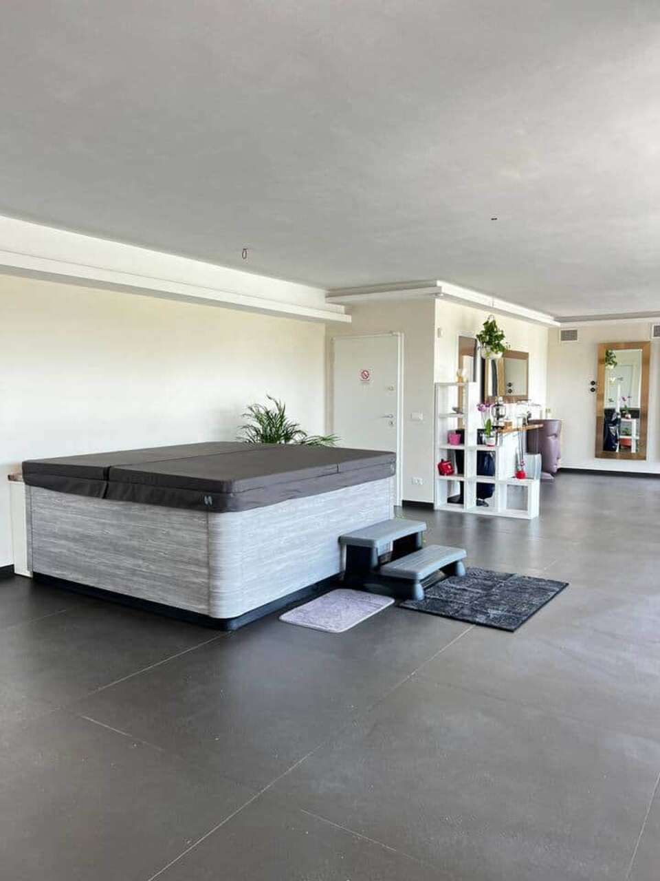 GUESTHOUSE IMMERSA NEL VERDE CON PISCINA
