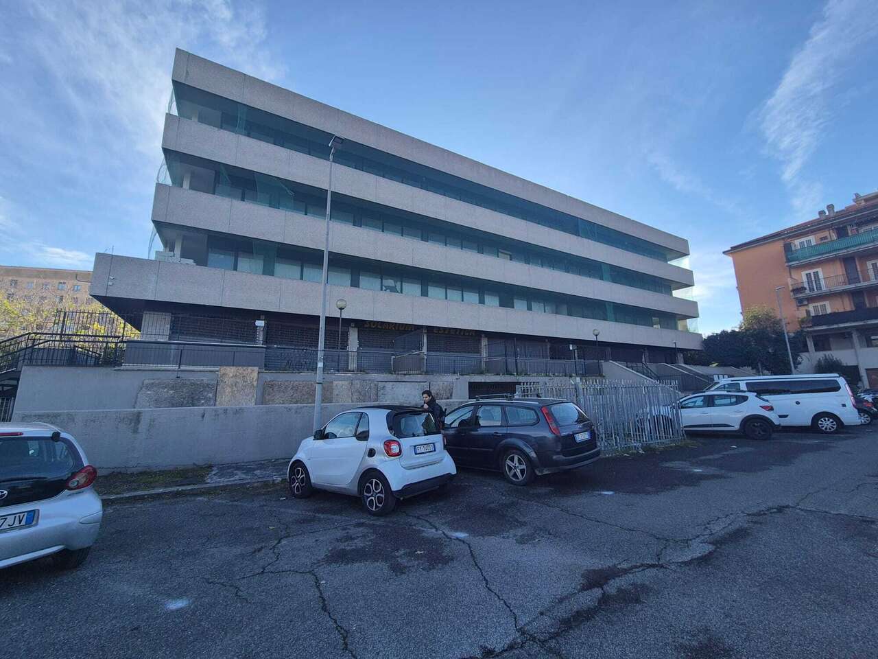 Tor de' Cenci - Entire Office Building