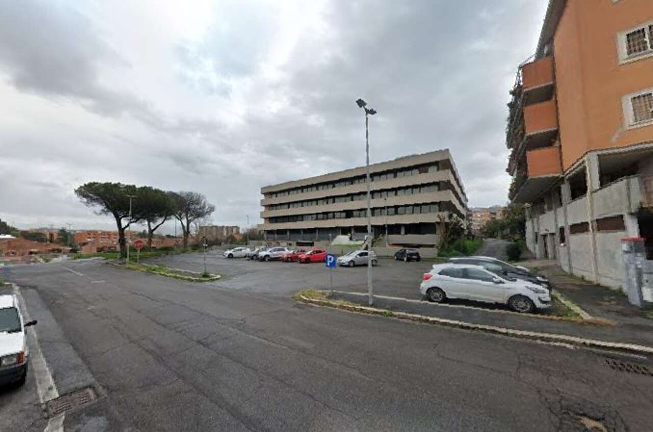 Tor de' Cenci - Entire Office Building
