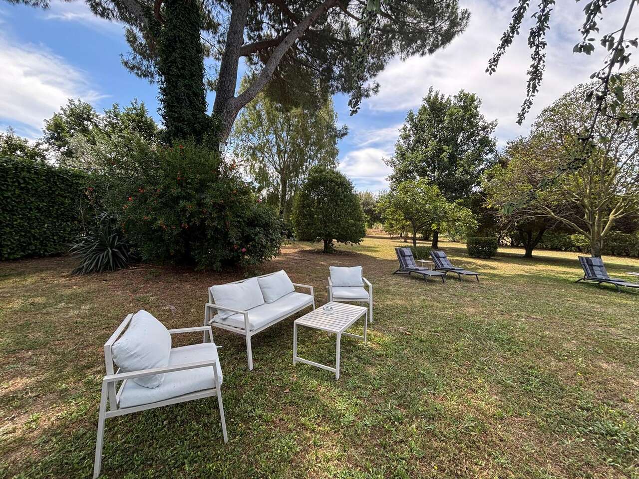 TERME DEI PAPI VILLA WITH SWIMMING POOL
