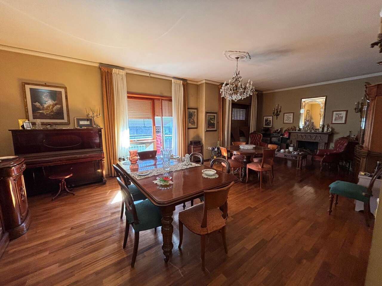 CHARMING THREE ROOM APARTMENT CHARMING THREE ROOM APARTMENT