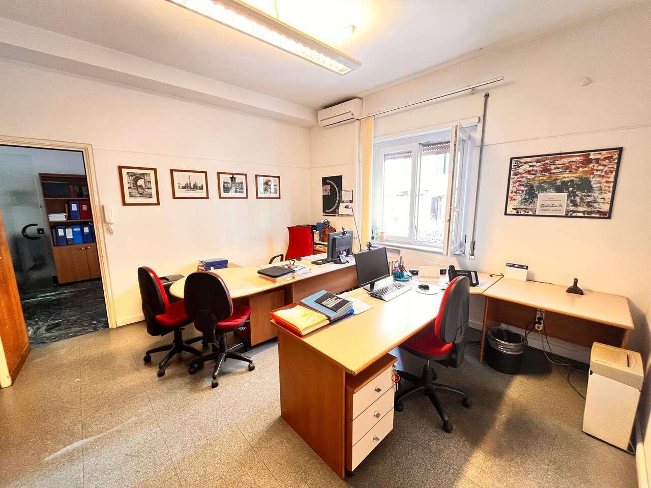 TORLONIA, BRIGHT AND SPACIOUS APARTMENT