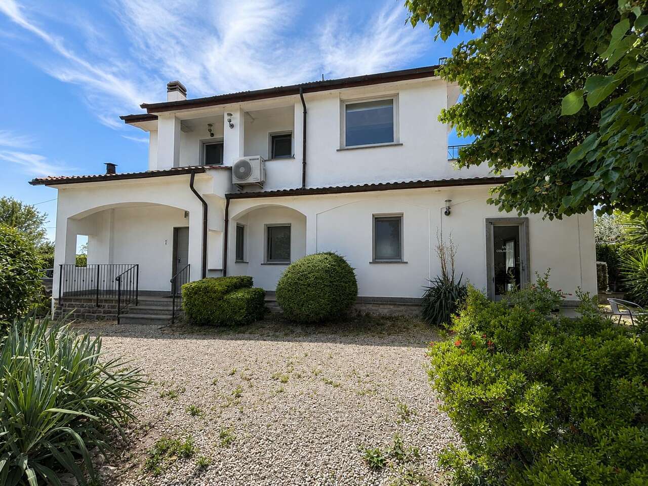 TERME DEI PAPI VILLA CON PISCINA TERME DEI PAPI VILLA CON PISCINA