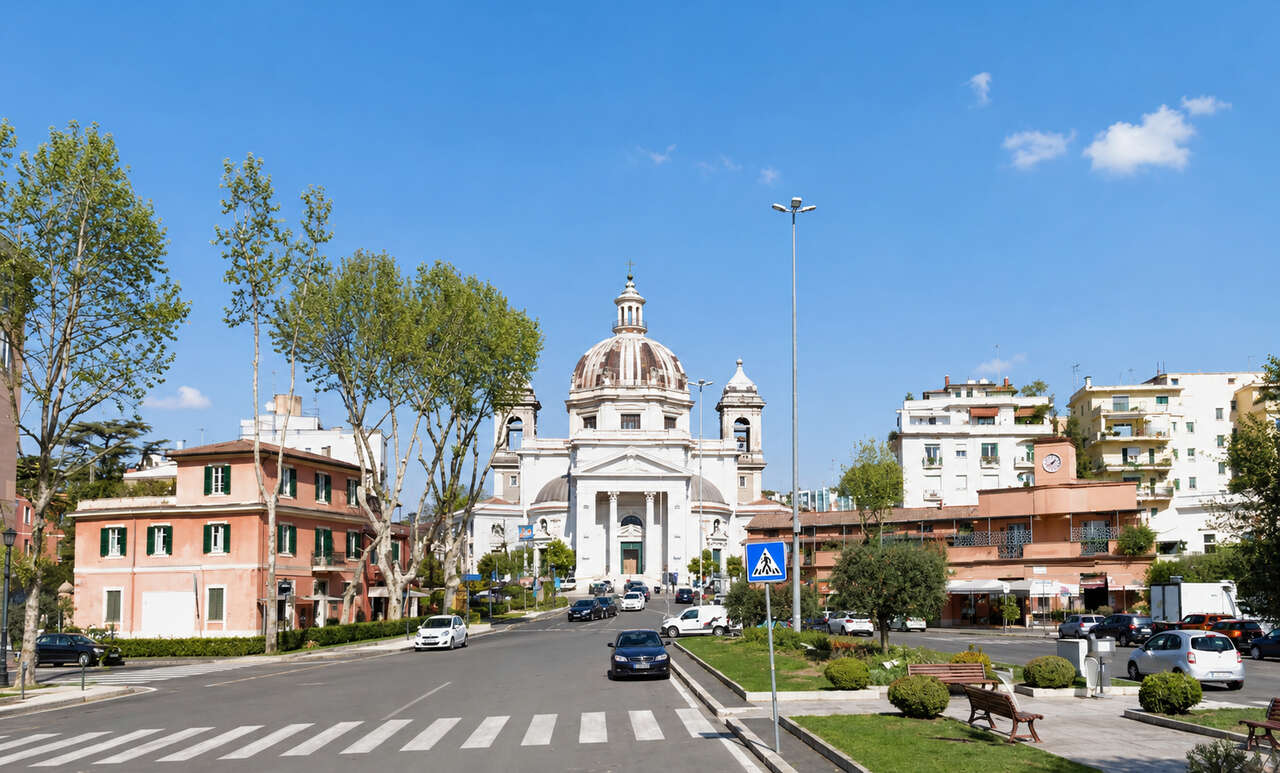 PONTE MILVIO, AMPIO UFFICIO CON POSTI AUTO PONTE MILVIO, AMPIO UFFICIO CON POSTI AUTO