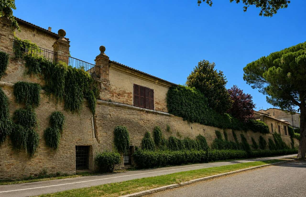 PESARO VENDITA PALAZZO D'EPOCA PESARO VENDITA PALAZZO D'EPOCA