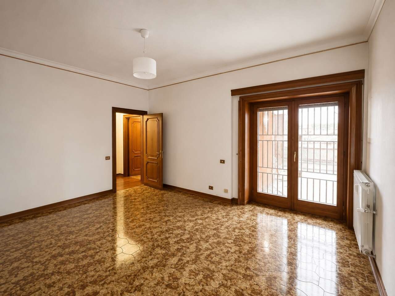 VIALE VATICANO, APPARTAMENTO DI GRANDE POTENZIALE