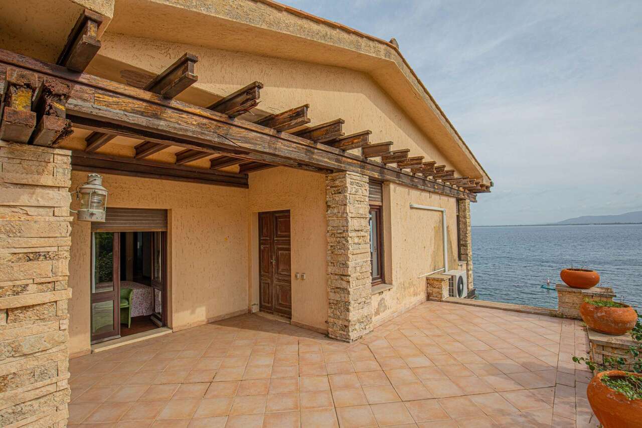 PORTO SANTO STEFANO PRESTIGIOUS VILLA