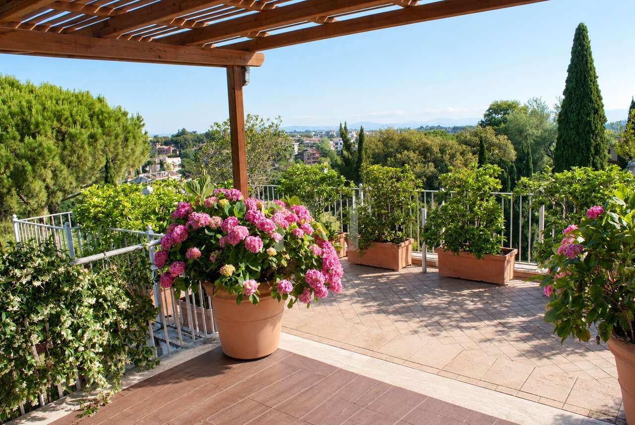 PRESTIGIOSO ATTICO SU DUE LIVELLI PRESTIGIOSO ATTICO SU DUE LIVELLI