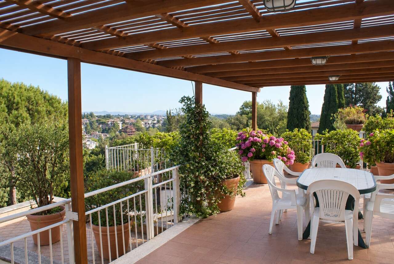 PRESTIGIOSO ATTICO SU DUE LIVELLI PRESTIGIOSO ATTICO SU DUE LIVELLI