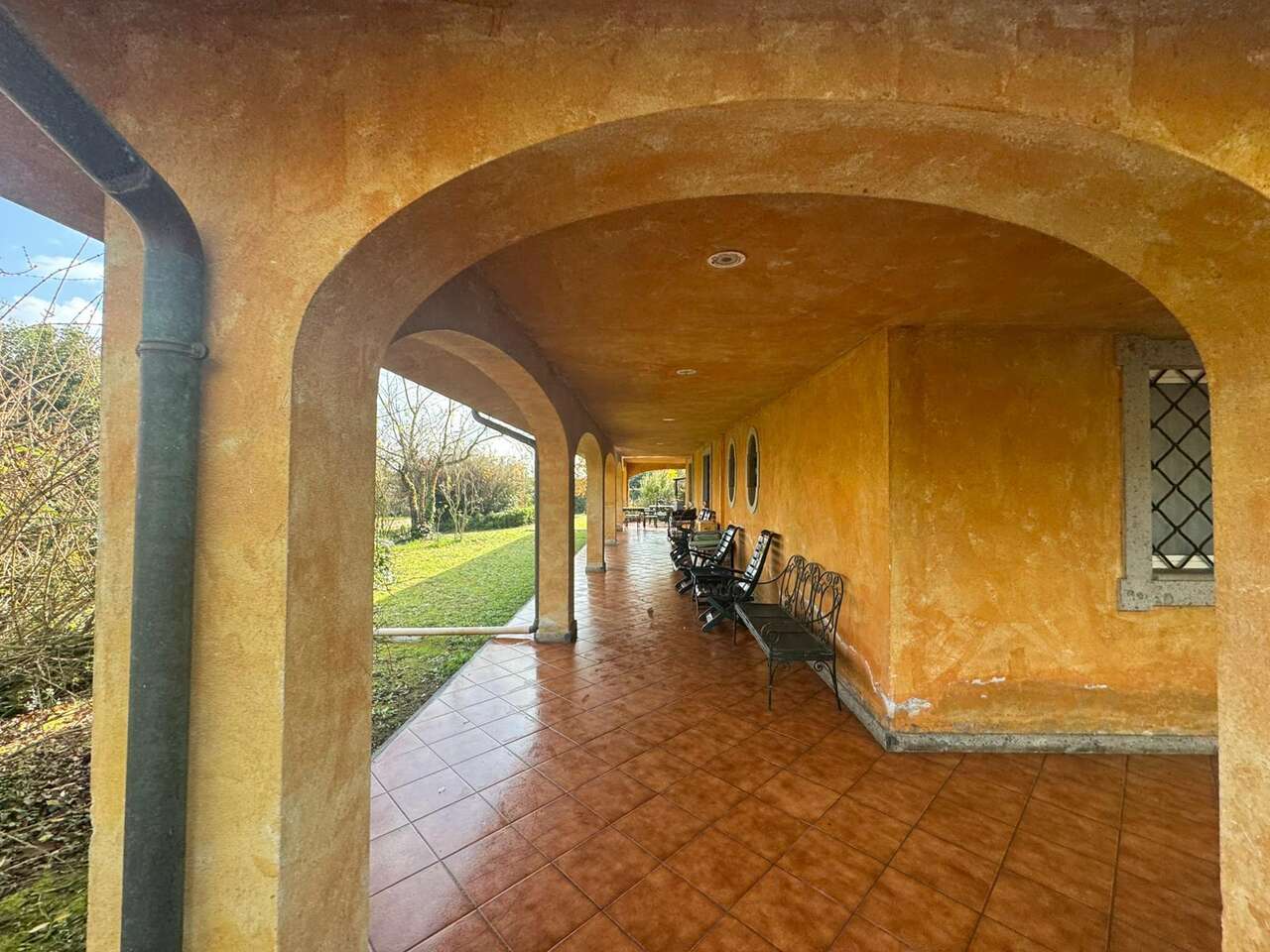 PARCO DI VEIO ESCLUSIVA VILLA IN VENDITA PARCO DI VEIO ESCLUSIVA VILLA IN VENDITA