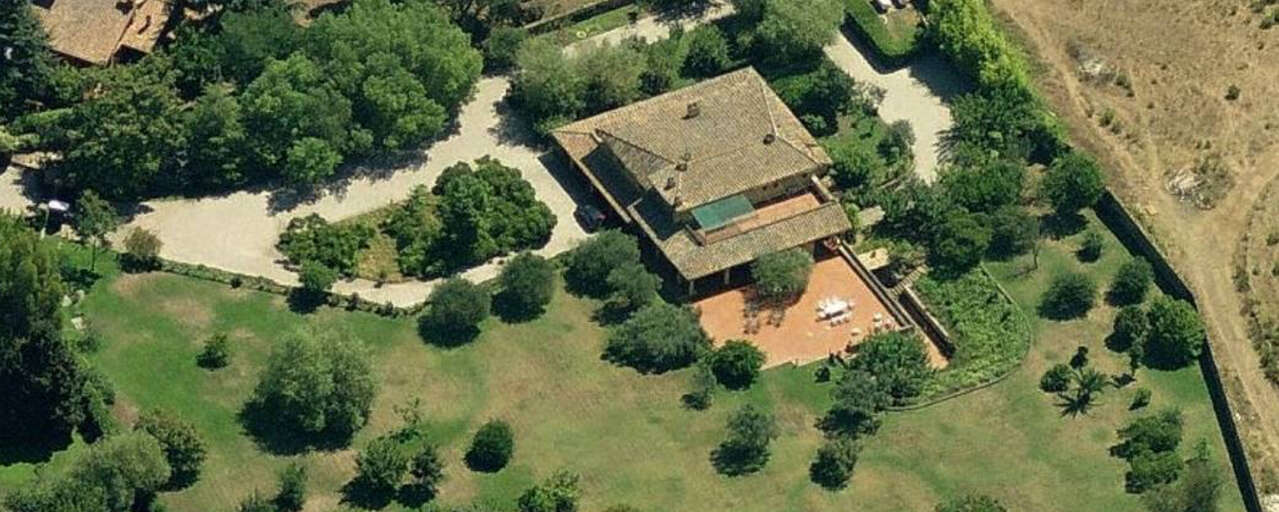 PARCO DI VEIO ESCLUSIVA VILLA IN VENDITA PARCO DI VEIO ESCLUSIVA VILLA IN VENDITA