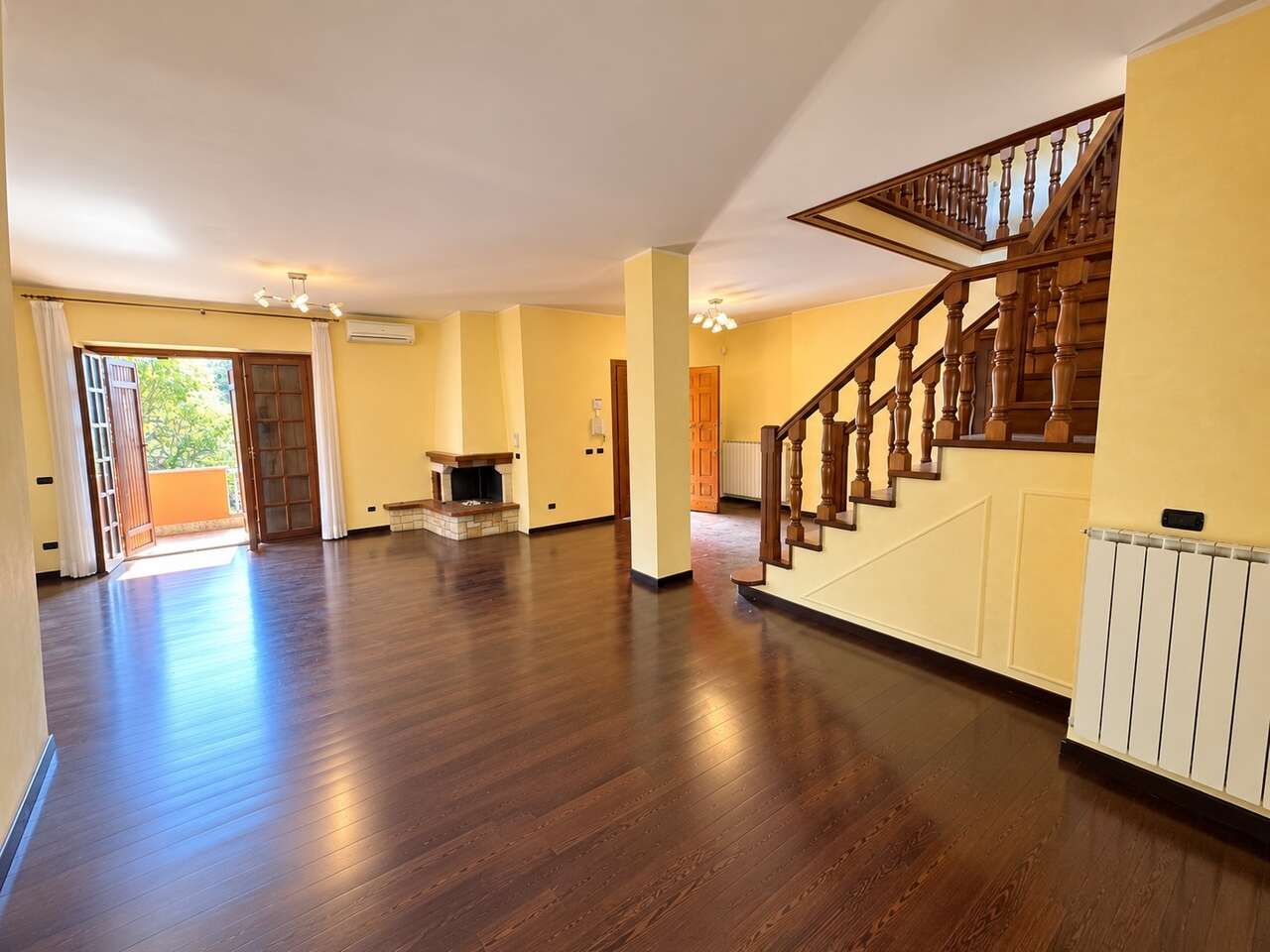 MONTE SORATTE, PRESTIGIOSA VILLA MONTE SORATTE, PRESTIGIOSA VILLA