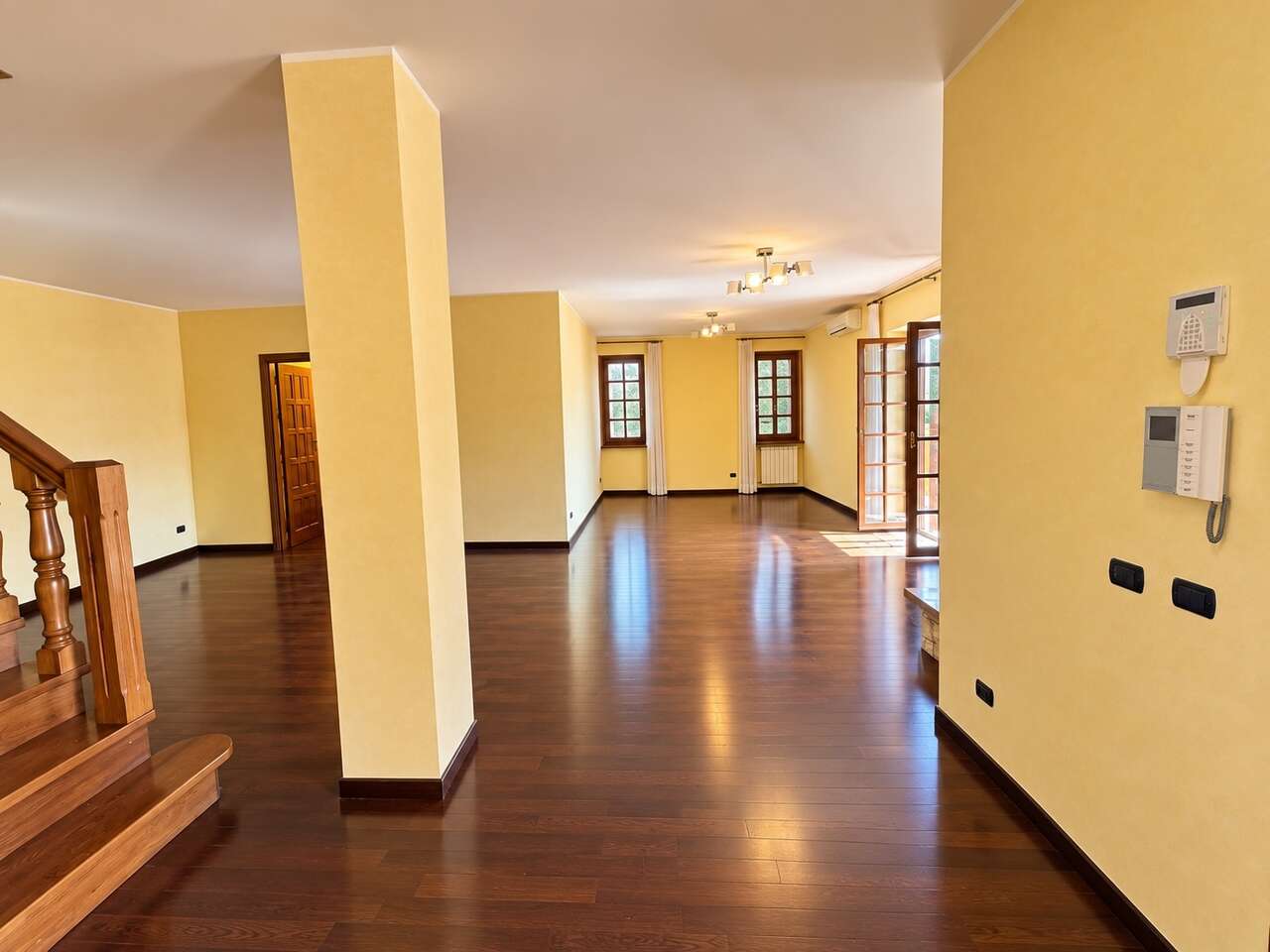 MONTE SORATTE, PRESTIGIOSA VILLA MONTE SORATTE, PRESTIGIOSA VILLA