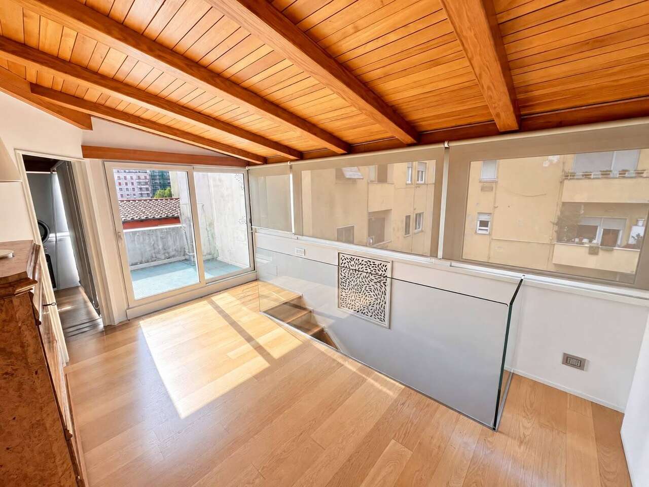IMMOBILE DAL DESIGN MODERNO IN VILLINO LIBERTY