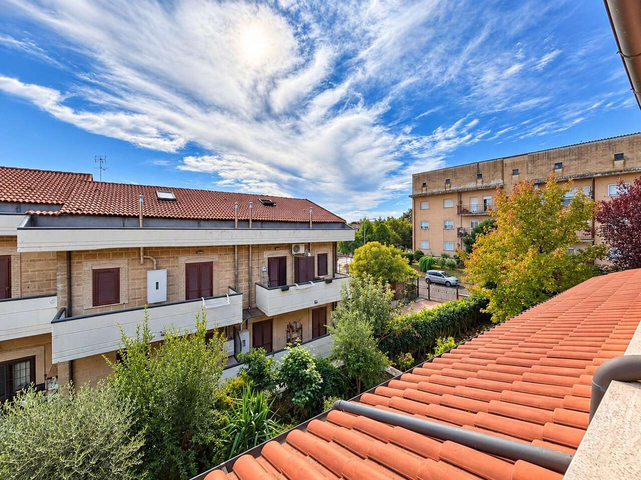 NEPI APPARTAMENTO IN VILLINO A SCHIERA NEPI APPARTAMENTO IN VILLINO A SCHIERA