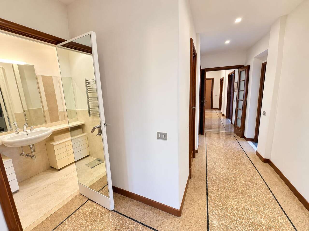 PARIOLI AMPIO APPARTAMENTO DI PRESTIGIO