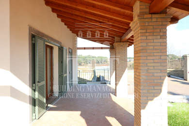 GROTTAROSSA, VILLAS FOR LEASE