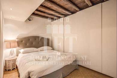 MARGUTTA CHARM AND ELEGANCE