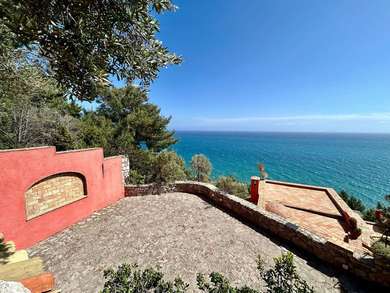 SAN FELICE CIRCEO VILLA WITH SEA VIEW