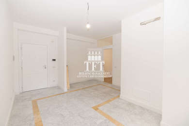 PRATI FISCALI, RENOVATED TWO-ROOM APARTMENT