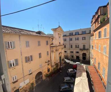 EXCLUSIVE APARTMENT IN THE HEART OF TRASTEVERE