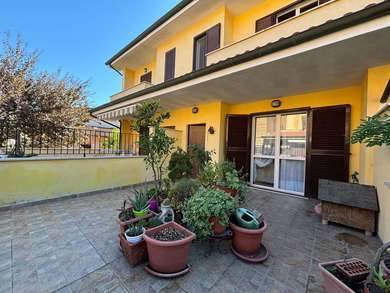 NEPI - APARTMENT IN A TERRACED HOUSE