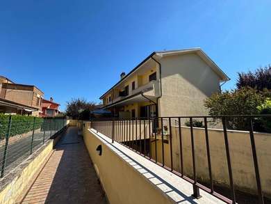 NEPI - APARTMENT IN A TERRACED HOUSE