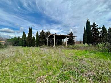 UN GIOIELLO TRA LE COLLINE TOSCANE