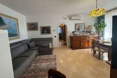 VAL CANNUTA, BRIGHT APARTMENT