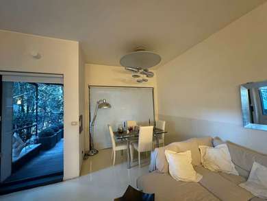 VIGNA CLARA, APARTMENT WITH GARDEN