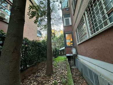 VIGNA CLARA, APARTMENT WITH GARDEN