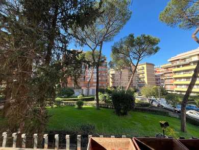 NEL VERDE, SPAZIOSO APPARTAMENTO