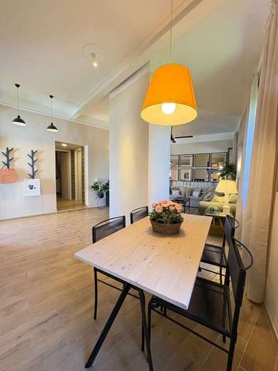 APPARTAMENTO IN VILLA CON GIARDINO