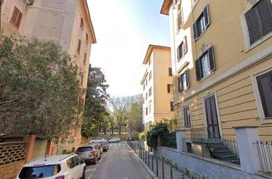 TRIESTE, ELEGANZA, SPAZIO E CONFORT