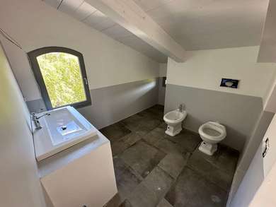 VETRALLA , SUGGESTIVA PROPRIETA'