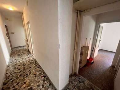 APPARTAMENTO CON AMPIO TERRAZZO
